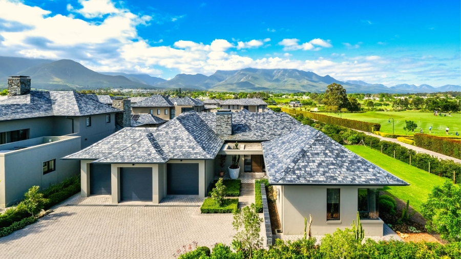 2 Bedroom Property for Sale in Fancourt Western Cape